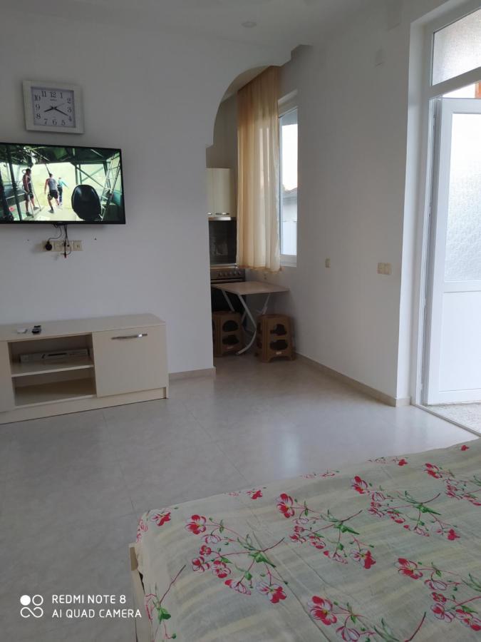 Emzari'S Apartment Kobuleti Exteriör bild